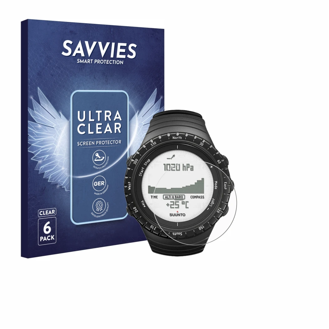 Face avant d’un emballage produit avec le logo de la marque Savvies. À côté, l’appareil Suunto Core Regular Black est représen