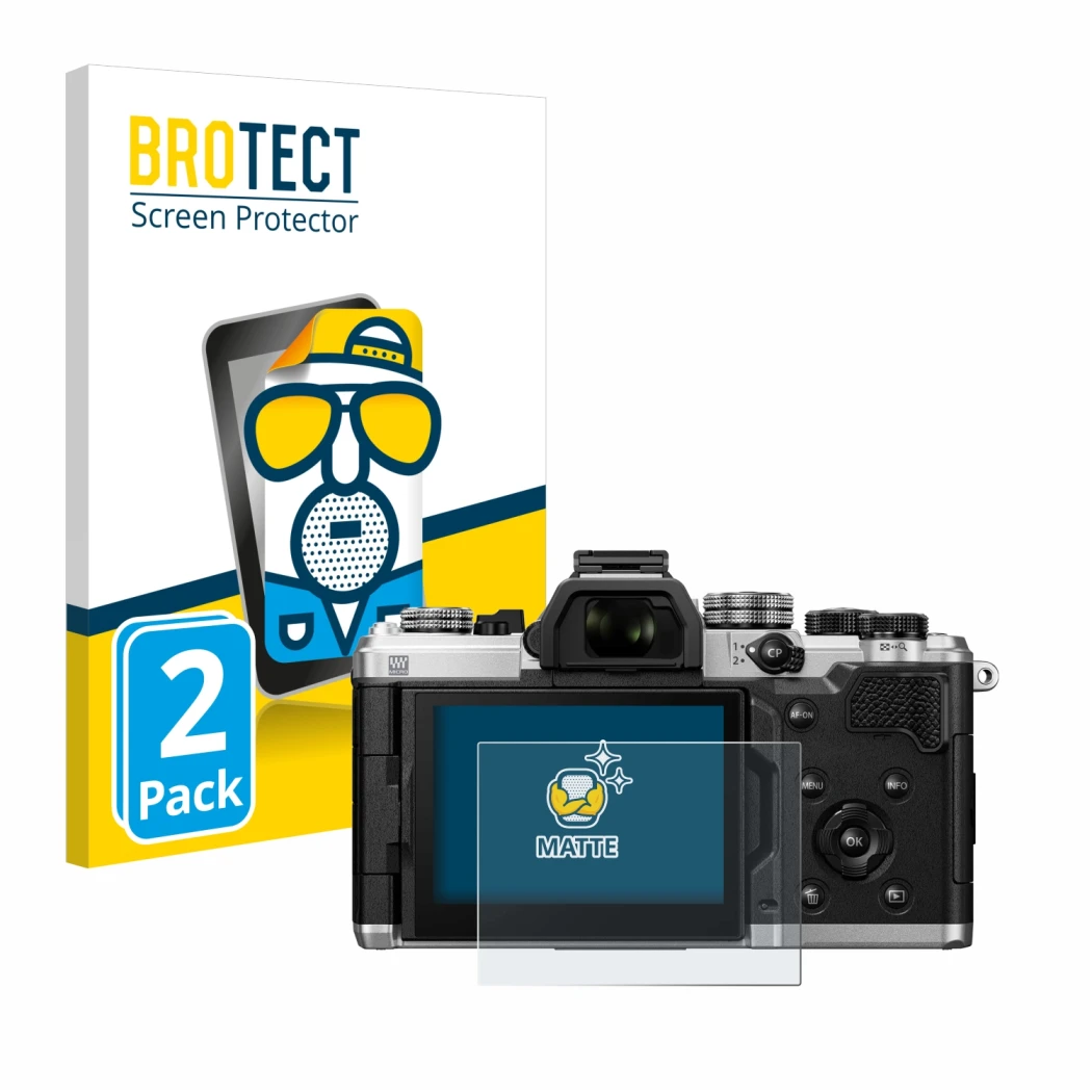 Face avant d’un emballage produit avec le logo de la marque BROTECT. À côté, l’appareil OM System OM-3 est représenté avec la