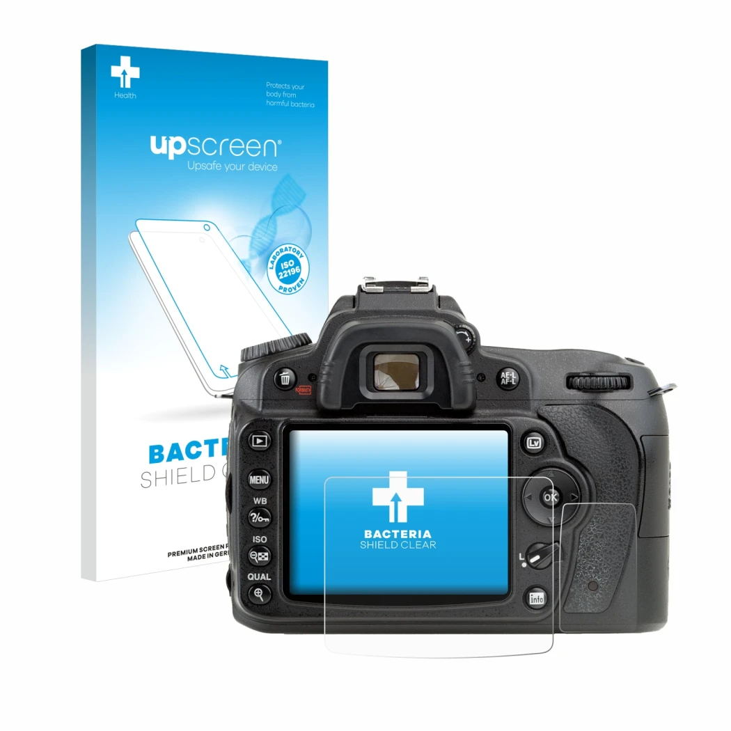 Face avant d’un emballage produit avec le logo de la marque upscreen. À côté, l’appareil Nikon D90 est représenté avec la prot