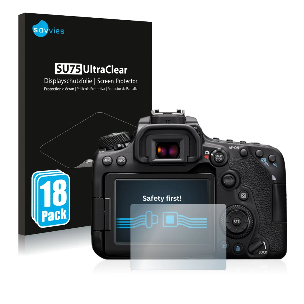 Face avant d’un emballage produit avec le logo de la marque Savvies. À côté, l’appareil Canon EOS 90D est représenté avec la p