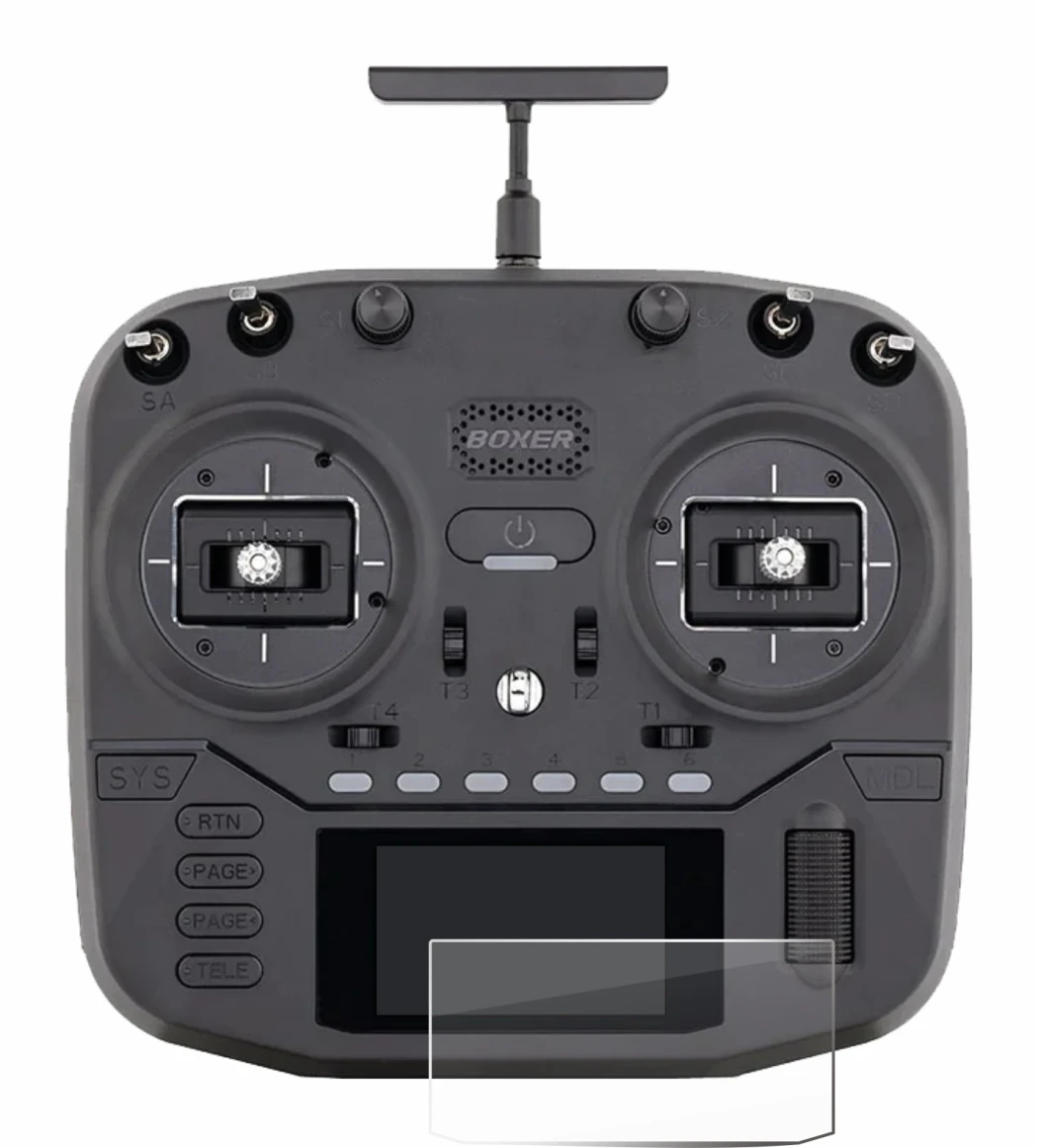 Image de l'appareil Radiomaster Boxer avec une grande variété de protections d'écran.