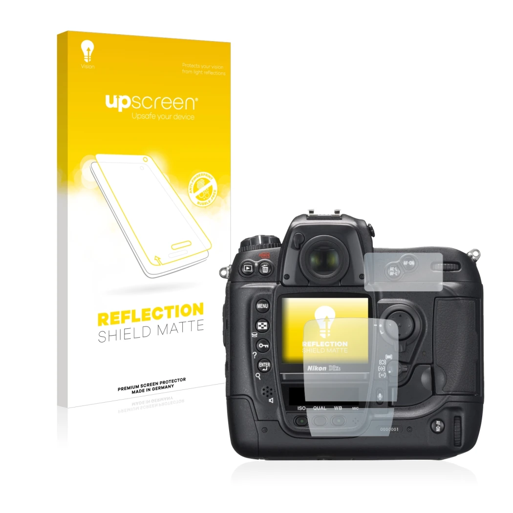 Face avant d’un emballage produit avec le logo de la marque upscreen. À côté, l’appareil Nikon D2X est représenté avec la prot