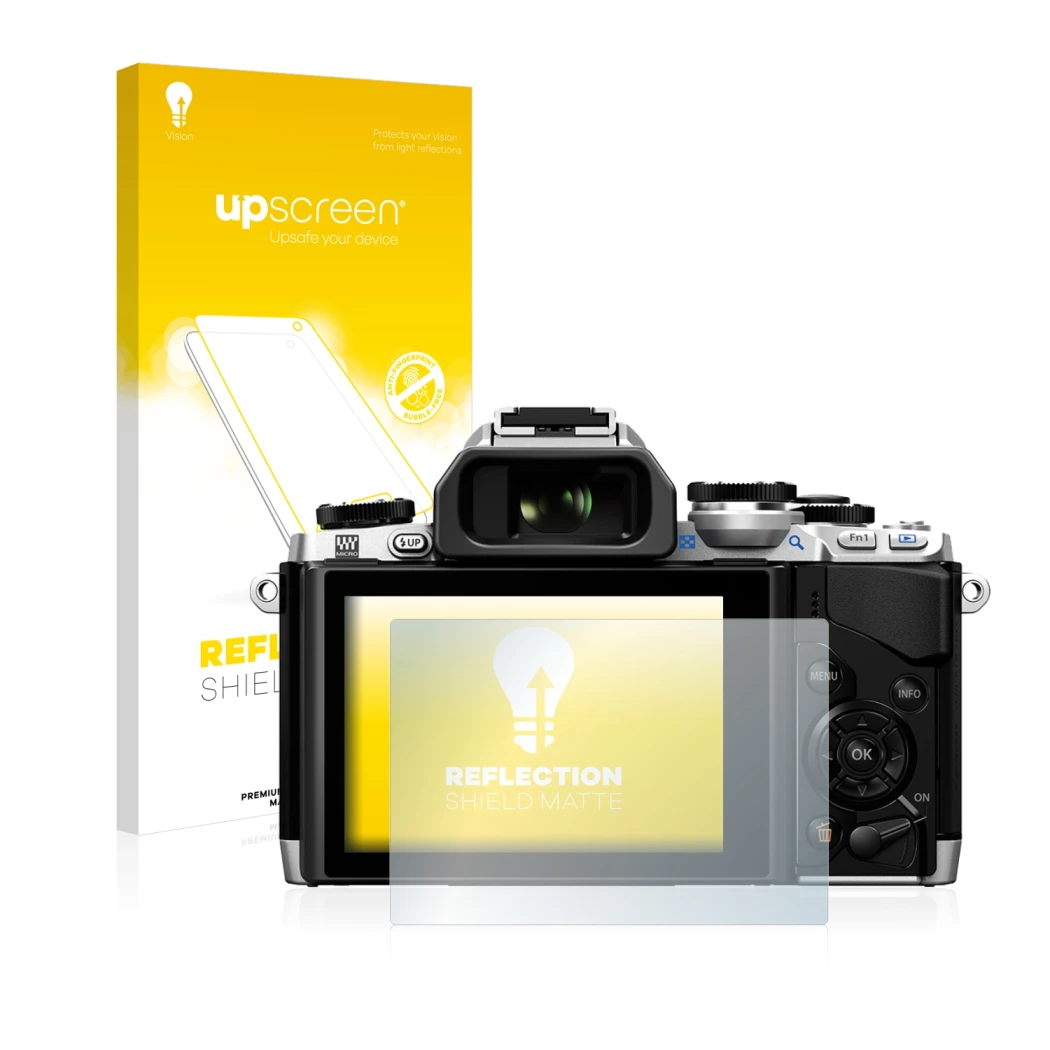 Face avant d’un emballage produit avec le logo de la marque upscreen. À côté, l’appareil Olympus OM-D E-M10 est représenté ave