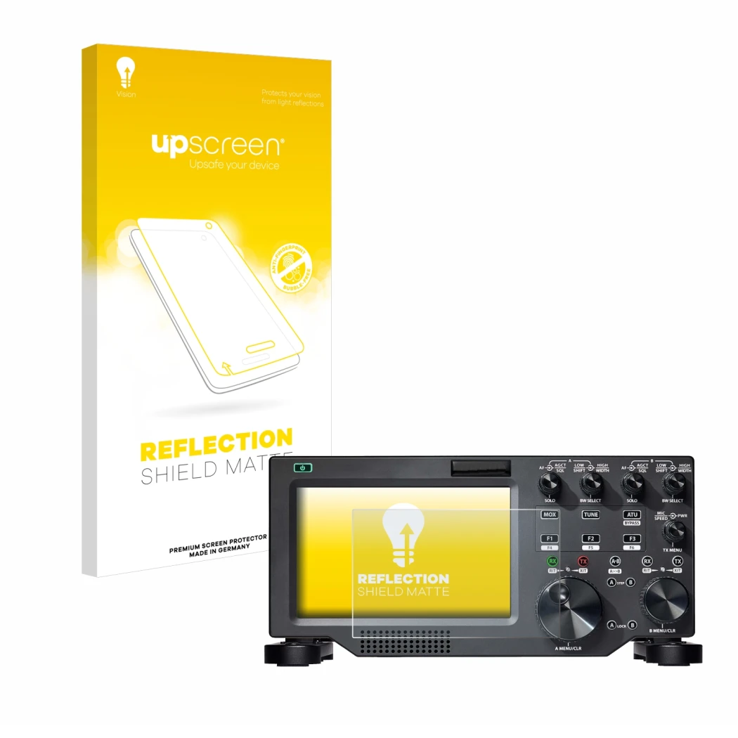 Face avant d’un emballage produit avec le logo de la marque upscreen. À côté, l’appareil FlexRadio Maestro FLEX-6000 est repré