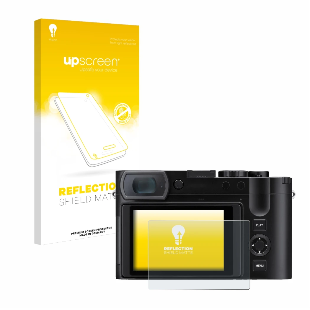 Face avant d’un emballage produit avec le logo de la marque upscreen. À côté, l’appareil Leica Q3 43 est représenté avec la pr