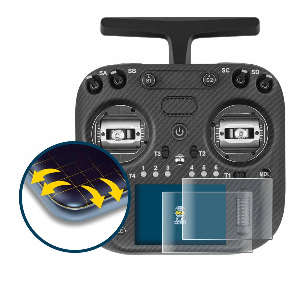 Image de l'appareil Radiomaster TX15 Max avec une grande variété de protections d'écran.