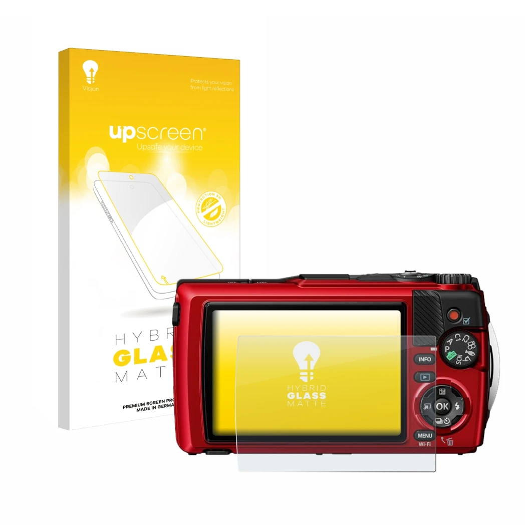 Face avant d’un emballage produit avec le logo de la marque upscreen. À côté, l’appareil Olympus OM System Tough TG-7 est repr