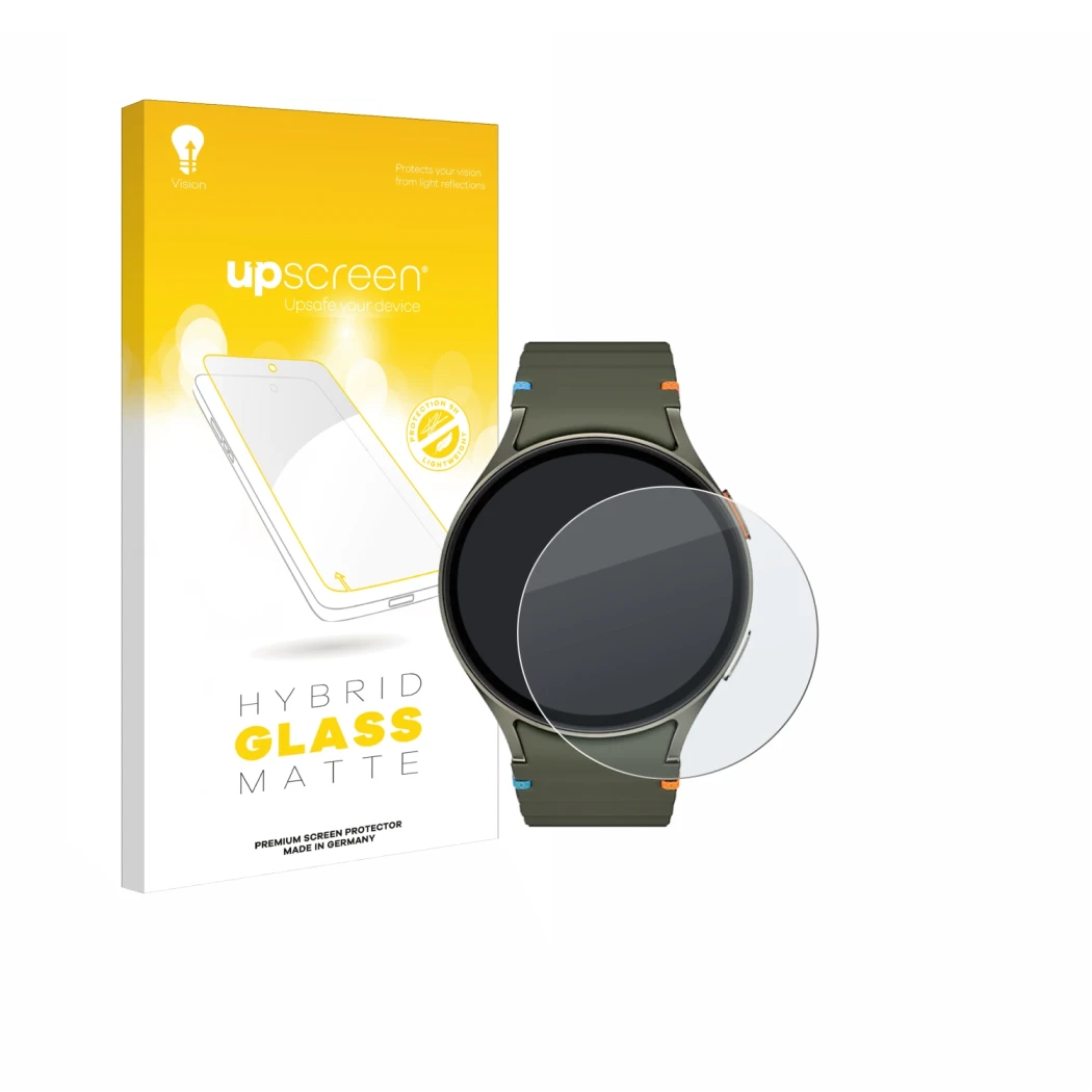 Face avant d’un emballage produit avec le logo de la marque upscreen. À côté, l’appareil Samsung Galaxy Watch 7 (44 mm) est re