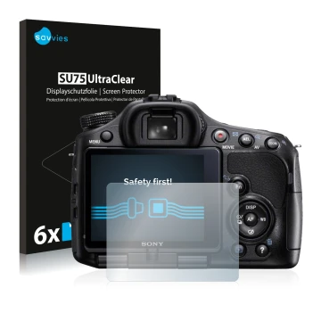 Face avant d’un emballage produit avec le logo de la marque Savvies. À côté, l’appareil Sony Alpha 57 (SLT-A57) est représenté