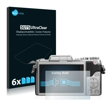 Face avant d’un emballage produit avec le logo de la marque Savvies. À côté, l’appareil Panasonic Lumix DMC-GF7 est représenté