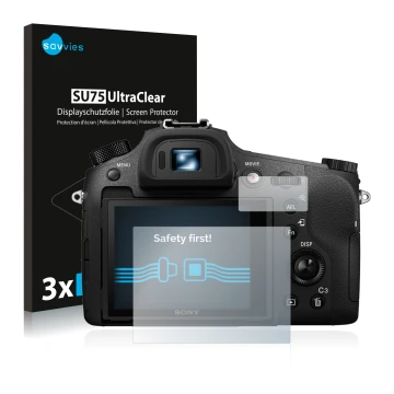 Face avant d’un emballage produit avec le logo de la marque Savvies. À côté, l’appareil Sony Cyber-Shot DSC-RX10 III est repré