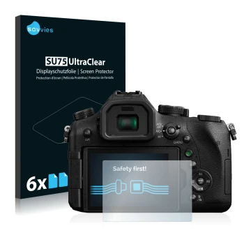 Face avant d’un emballage produit avec le logo de la marque Savvies. À côté, l’appareil Panasonic Lumix DMC-FZ2000 est représe