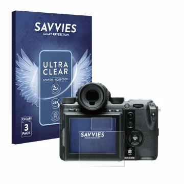 Face avant d’un emballage produit avec le logo de la marque Savvies. À côté, l’appareil Fujifilm GFX50S est représenté avec la