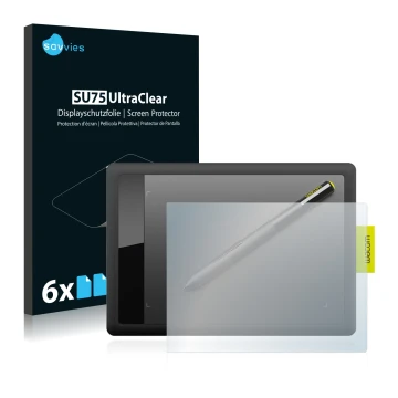 Face avant d’un emballage produit avec le logo de la marque Savvies. À côté, l’appareil Wacom One s CTL-471 est représenté ave