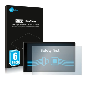 Face avant d’un emballage produit avec le logo de la marque Savvies. À côté, l’appareil Garmin DriveSmart 61 LMT-D est représe