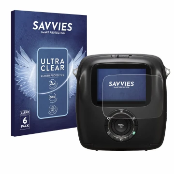 Face avant d’un emballage produit avec le logo de la marque Savvies. À côté, l’appareil Fujifilm Instax Square SQ10 est représ