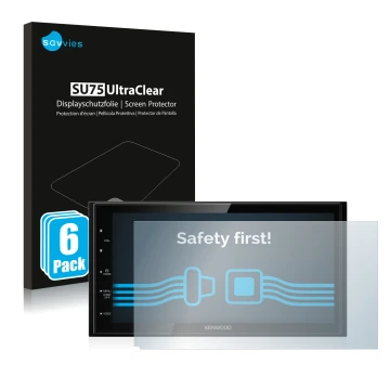 Face avant d’un emballage produit avec le logo de la marque Savvies. À côté, l’appareil Kenwood DMX5020DABS est représenté ave