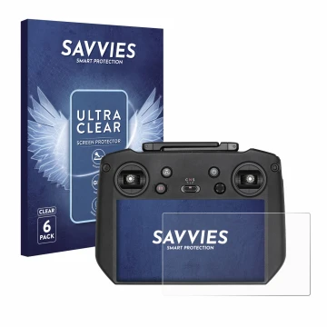 Face avant d’un emballage produit avec le logo de la marque Savvies. À côté, l’appareil DJI RC Pro est représenté avec la prot