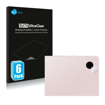 Face avant d’un emballage produit avec le logo de la marque Savvies. À côté, l’appareil Samsung Galaxy Tab A8 WiFi (Caméra UNI