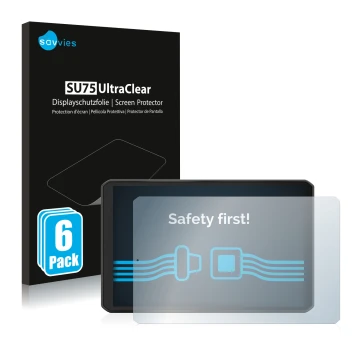 Face avant d’un emballage produit avec le logo de la marque Savvies. À côté, l’appareil Garmin dezl LGV810 est représenté avec