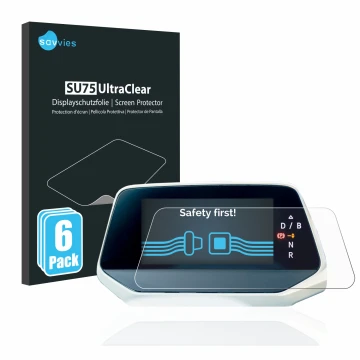 Face avant d’un emballage produit avec le logo de la marque Savvies. À côté, l’appareil Volkswagen ID.5 Digitalcockpit est rep