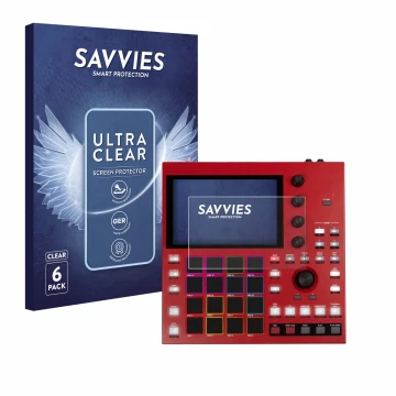 Face avant d’un emballage produit avec le logo de la marque Savvies. À côté, l’appareil Akai MPC One+ est représenté avec la p