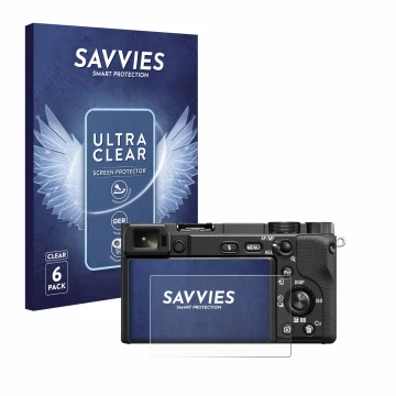 Face avant d’un emballage produit avec le logo de la marque Savvies. À côté, l’appareil Sony Alpha 6100A est représenté avec l