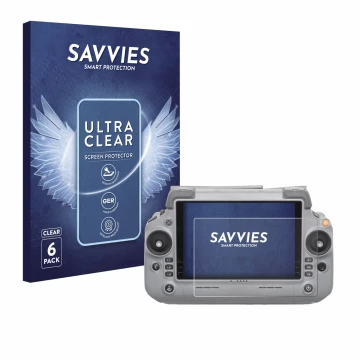 Face avant d’un emballage produit avec le logo de la marque Savvies. À côté, l’appareil DJI RC Plus 2 est représenté avec la p