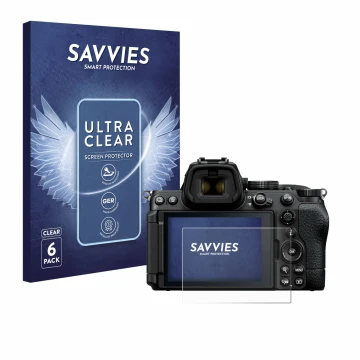 Face avant d’un emballage produit avec le logo de la marque Savvies. À côté, l’appareil Nikon Z5 II est représenté avec la pro