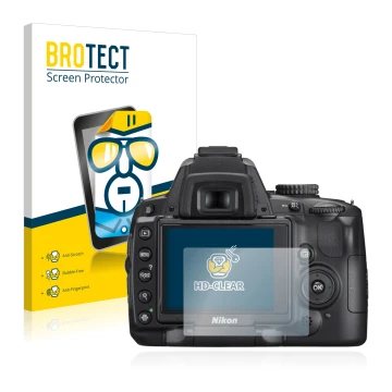 Face avant d’un emballage produit avec le logo de la marque BROTECT. À côté, l’appareil Nikon D5000 est représenté avec la pro