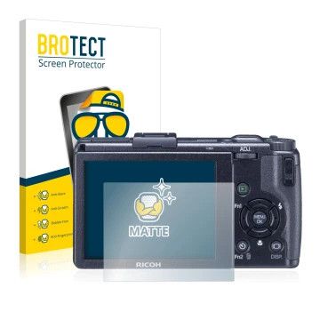 Face avant d’un emballage produit avec le logo de la marque BROTECT. À côté, l’appareil Ricoh GR Digital III (2009-2011) est r