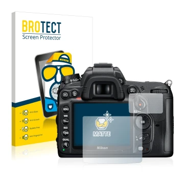 Face avant d’un emballage produit avec le logo de la marque BROTECT. À côté, l’appareil Nikon D7000 est représenté avec la pro