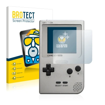 Face avant d’un emballage produit avec le logo de la marque BROTECT. À côté, l’appareil Nintendo Gameboy Pocket est représenté