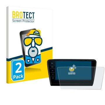 Face avant d’un emballage produit avec le logo de la marque BROTECT. À côté, l’appareil Skoda Octavia 2017 Infotainment System
