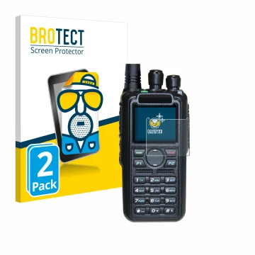 Face avant d’un emballage produit avec le logo de la marque BROTECT. À côté, l’appareil AnyTone AT-D878UV II Plus est représen
