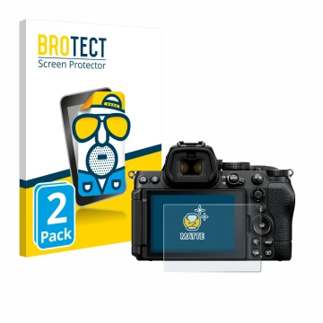 Face avant d’un emballage produit avec le logo de la marque BROTECT. À côté, l’appareil Nikon Z5 II est représenté avec la pro