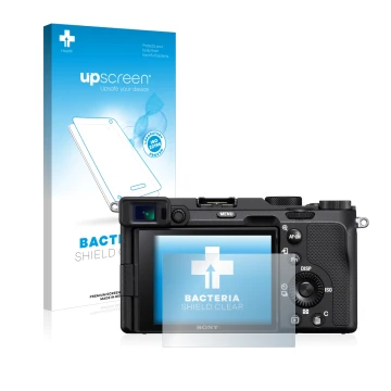 Face avant d’un emballage produit avec le logo de la marque upscreen. À côté, l’appareil Sony A7C est représenté avec la prote