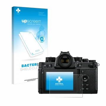 Face avant d’un emballage produit avec le logo de la marque upscreen. À côté, l’appareil Nikon Z F est représenté avec la prot