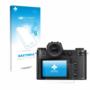 Face avant d’un emballage produit avec le logo de la marque upscreen. À côté, l’appareil Leica SL3 est représenté avec la prot