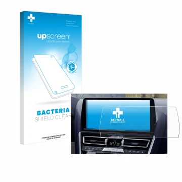Face avant d’un emballage produit avec le logo de la marque upscreen. À côté, l’appareil BMW facelift 8 series BJ 2022-2025 es