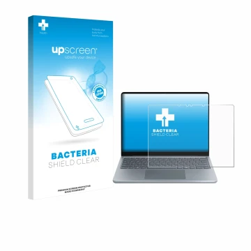 Face avant d’un emballage produit avec le logo de la marque upscreen. À côté, l’appareil Microsoft Surface Laptop 13