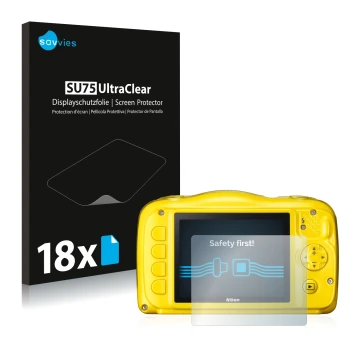 Face avant d’un emballage produit avec le logo de la marque Savvies. À côté, l’appareil Nikon Coolpix S33 est représenté avec 