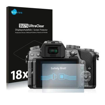 Face avant d’un emballage produit avec le logo de la marque Savvies. À côté, l’appareil Panasonic Lumix DMC-G70 est représenté