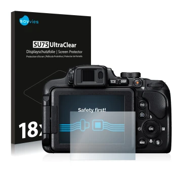 Face avant d’un emballage produit avec le logo de la marque Savvies. À côté, l’appareil Nikon Coolpix B700 est représenté avec