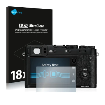 Face avant d’un emballage produit avec le logo de la marque Savvies. À côté, l’appareil Fujifilm X100F est représenté avec la 