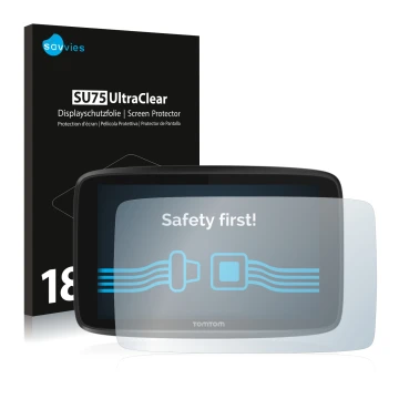 Face avant d’un emballage produit avec le logo de la marque Savvies. À côté, l’appareil TomTom GO 6250 est représenté avec la 