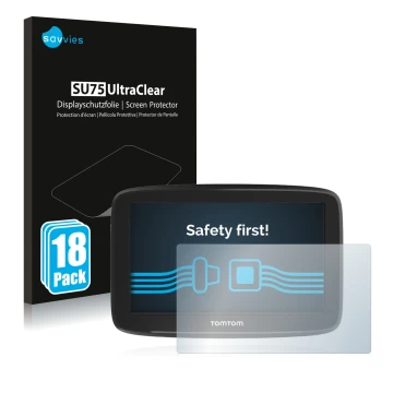 Face avant d’un emballage produit avec le logo de la marque Savvies. À côté, l’appareil TomTom GO Basic 5