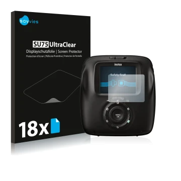 Face avant d’un emballage produit avec le logo de la marque Savvies. À côté, l’appareil Fujifilm Instax Square SQ20 est représ