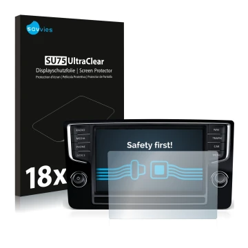 Face avant d’un emballage produit avec le logo de la marque Savvies. À côté, l’appareil Volkswagen Golf Sportsvan 2015 Discove