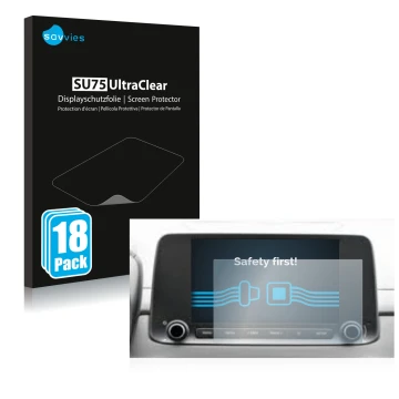 Face avant d’un emballage produit avec le logo de la marque Savvies. À côté, l’appareil Hyundai Kona 2021 Infotainment System 